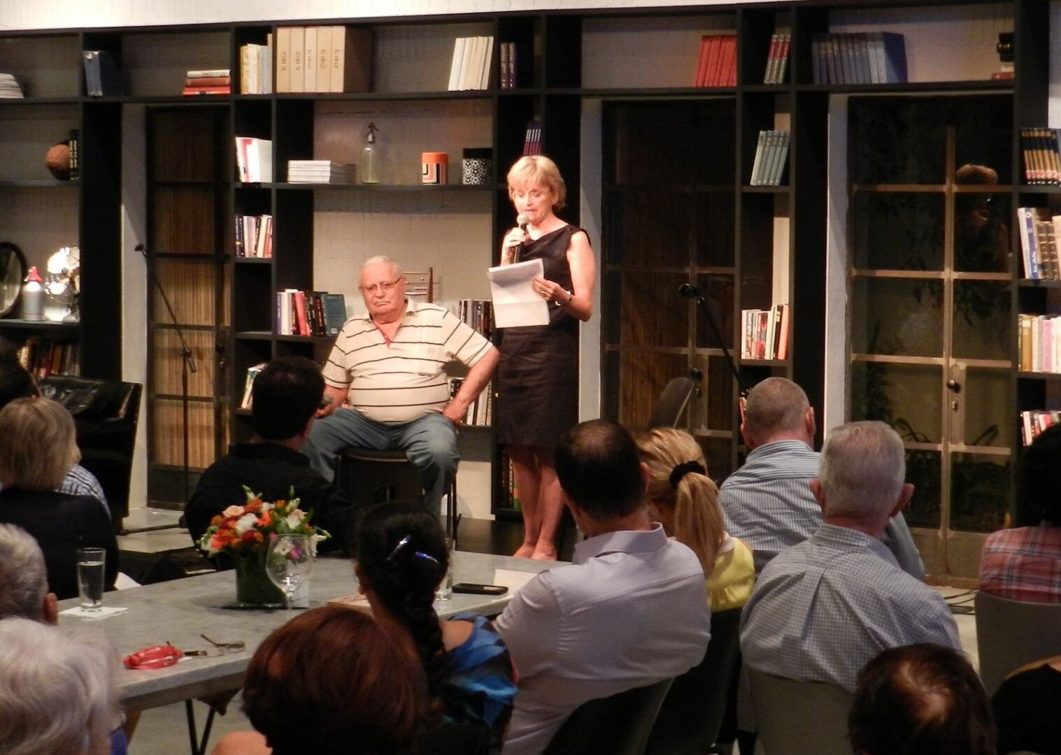 The author Susan Papp speaking at the event.